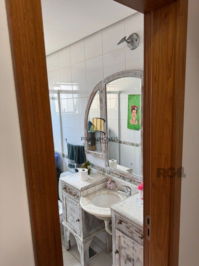 Apartamento 2 dormitórios no bairro Pátria Nova