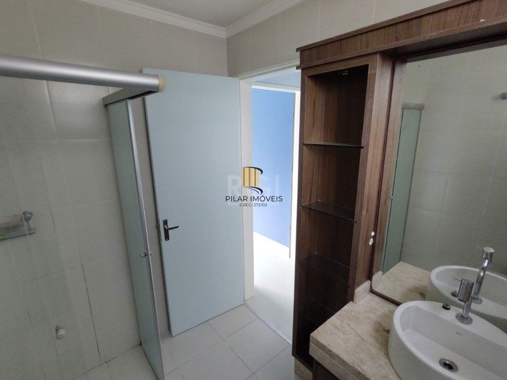 Apartamento para Venda - 67.14m², 2 dormitórios, 1 vaga - Centro