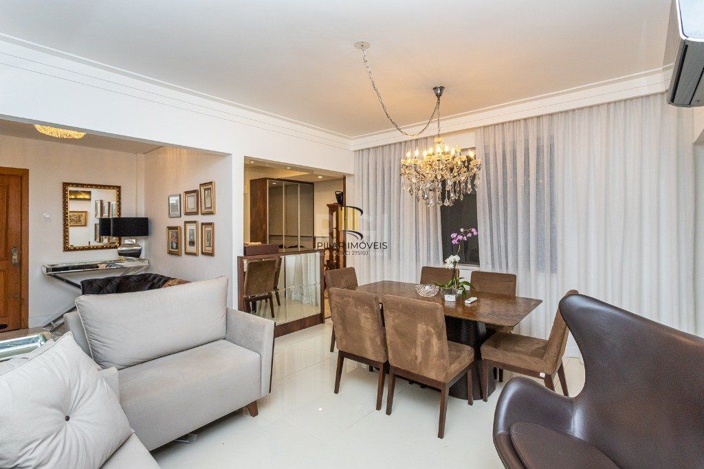 Apartamento no Centro - 2 dormitórios - reformado e mobiliado