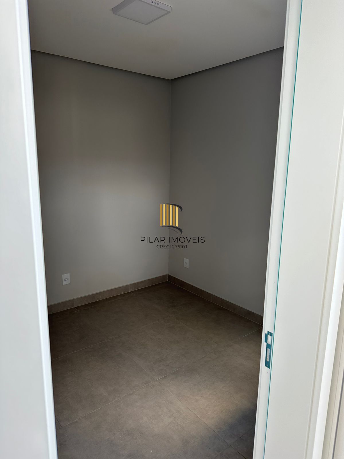 Casa NOVA no Condomínio Jardins do Condado de 3 dormitórios e 2 vagas
