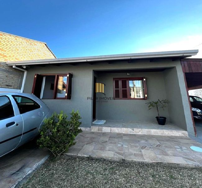 Casa térrea de 3 dormitórios e amplo pátio - Pilar Imóveis