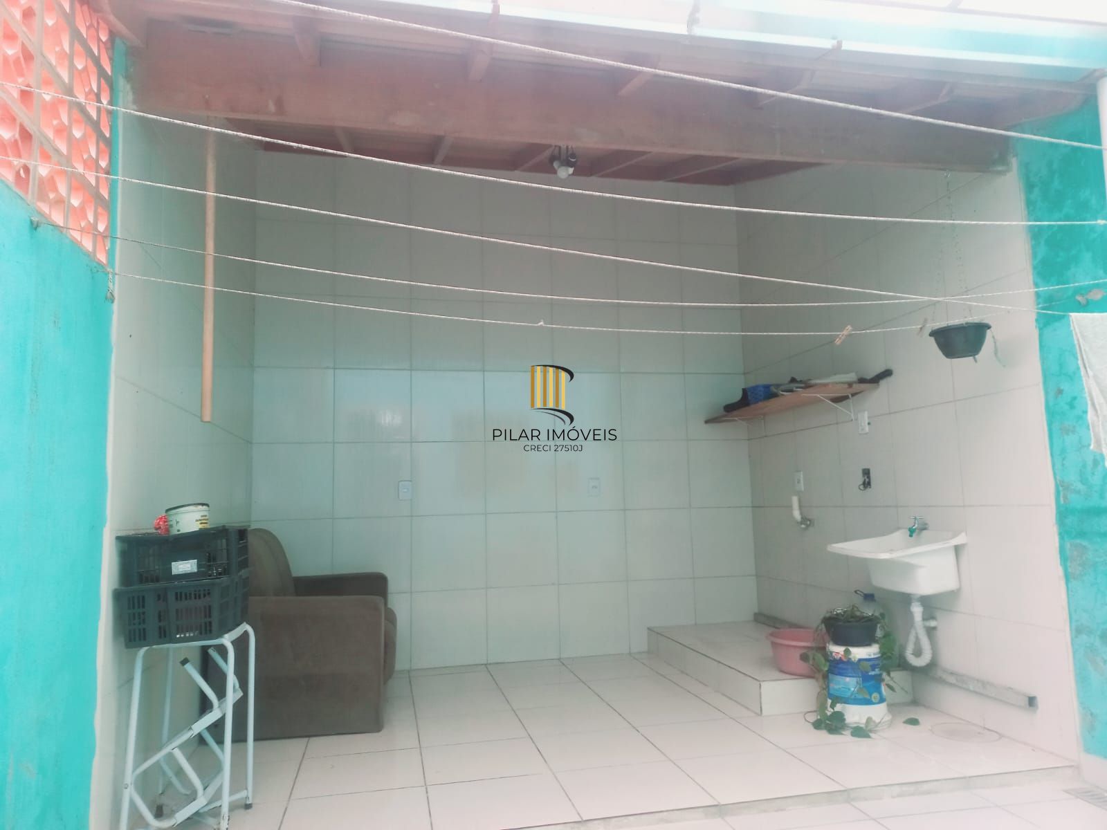 Casa 2 dormitórios no bairro Jardim Algarve