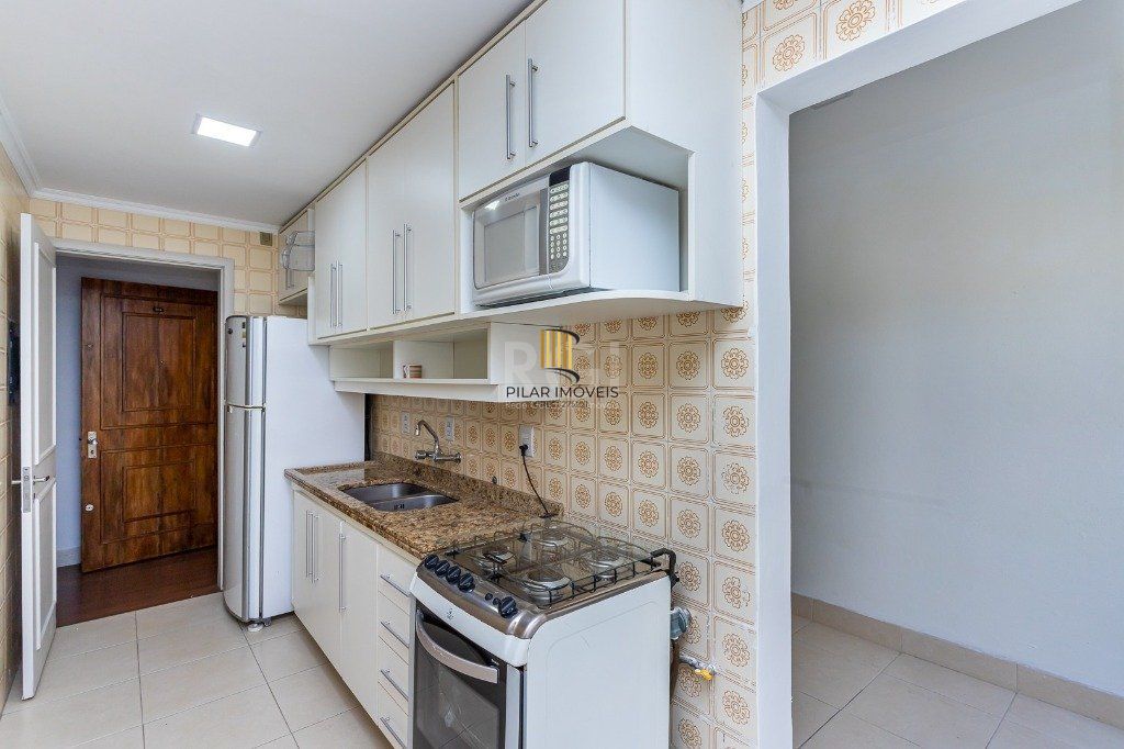 Apartamento no bairro Mont Serrat de 3 dormitórios e vaga Desocupado