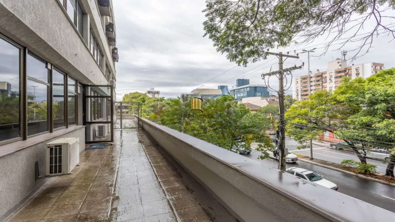 Conjunto Comercial 10 dormitórios no bairro Santana