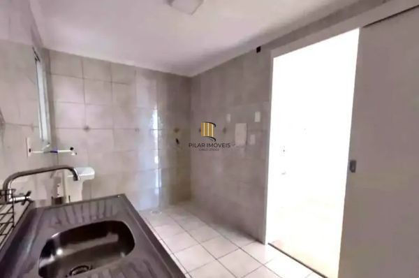 Apartamento no Cristal de 1 dormitório e vaga DESOCUPADO