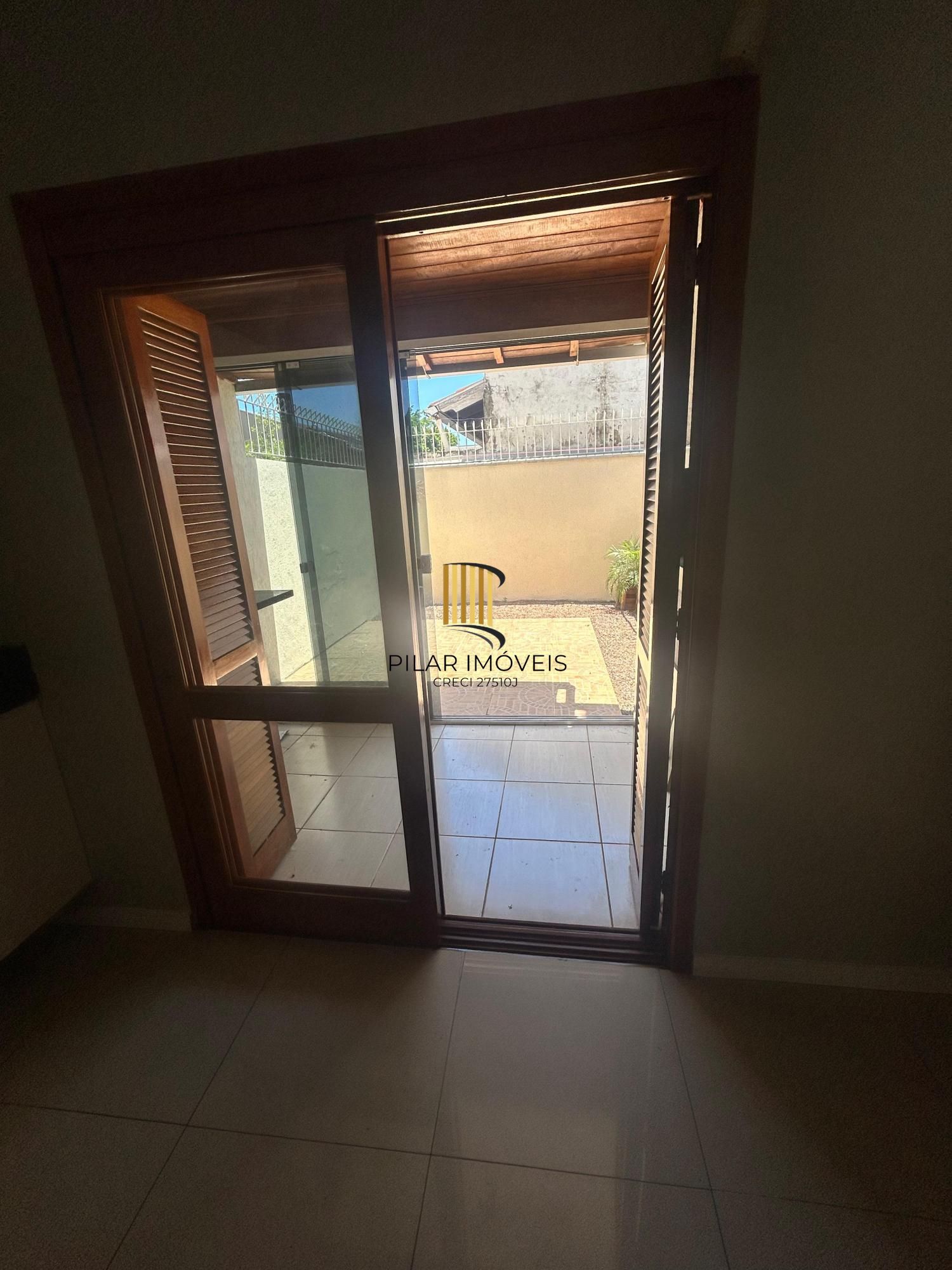 Casa sobrado no bairro São José em Canoas de 2 dormitórios