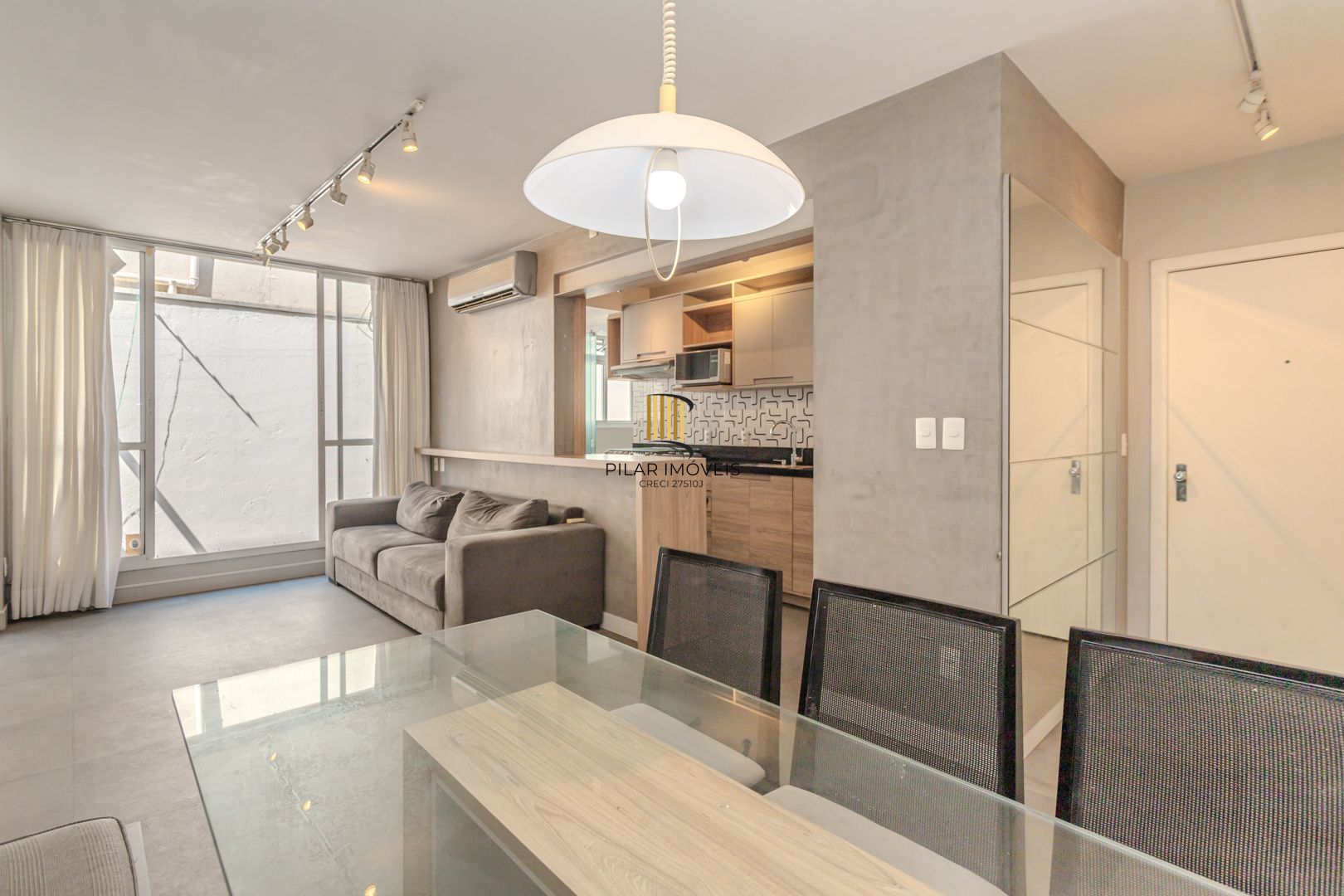 Apartamento garden no bairro Santa Cecilia de 2 dormitórios e vaga