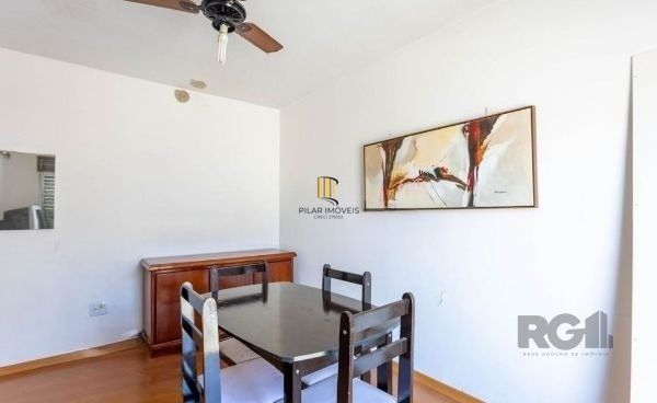 Apartamento no Passo D'areia de 1 dormitório e vaga