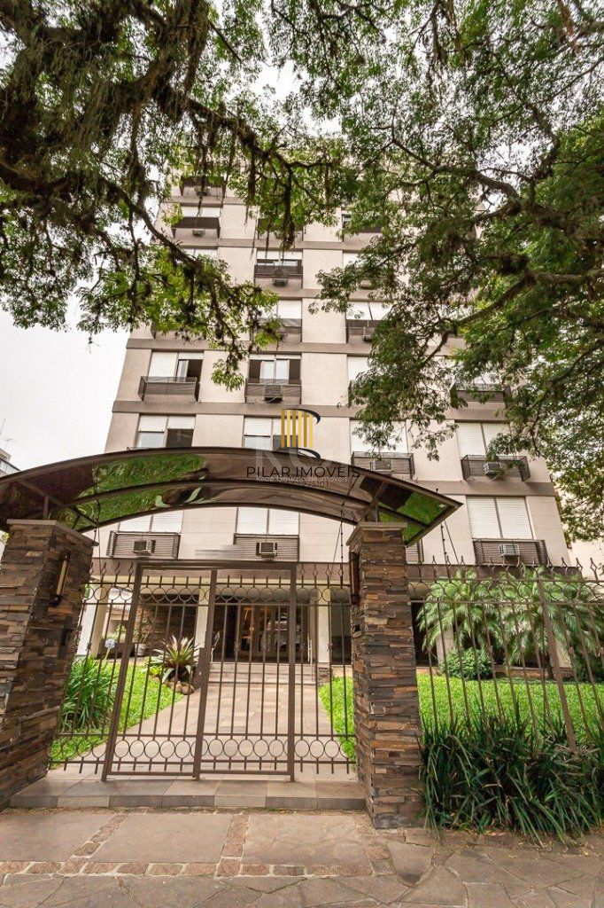 Apartamento de 03 dormitórios (01suíte), com vaga, no bairro São João, em Porto Alegre RS