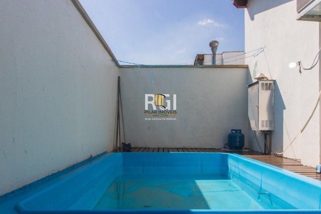 Cobertura para Venda - 170m², 3 dormitórios, 2 vagas - São Sebastião