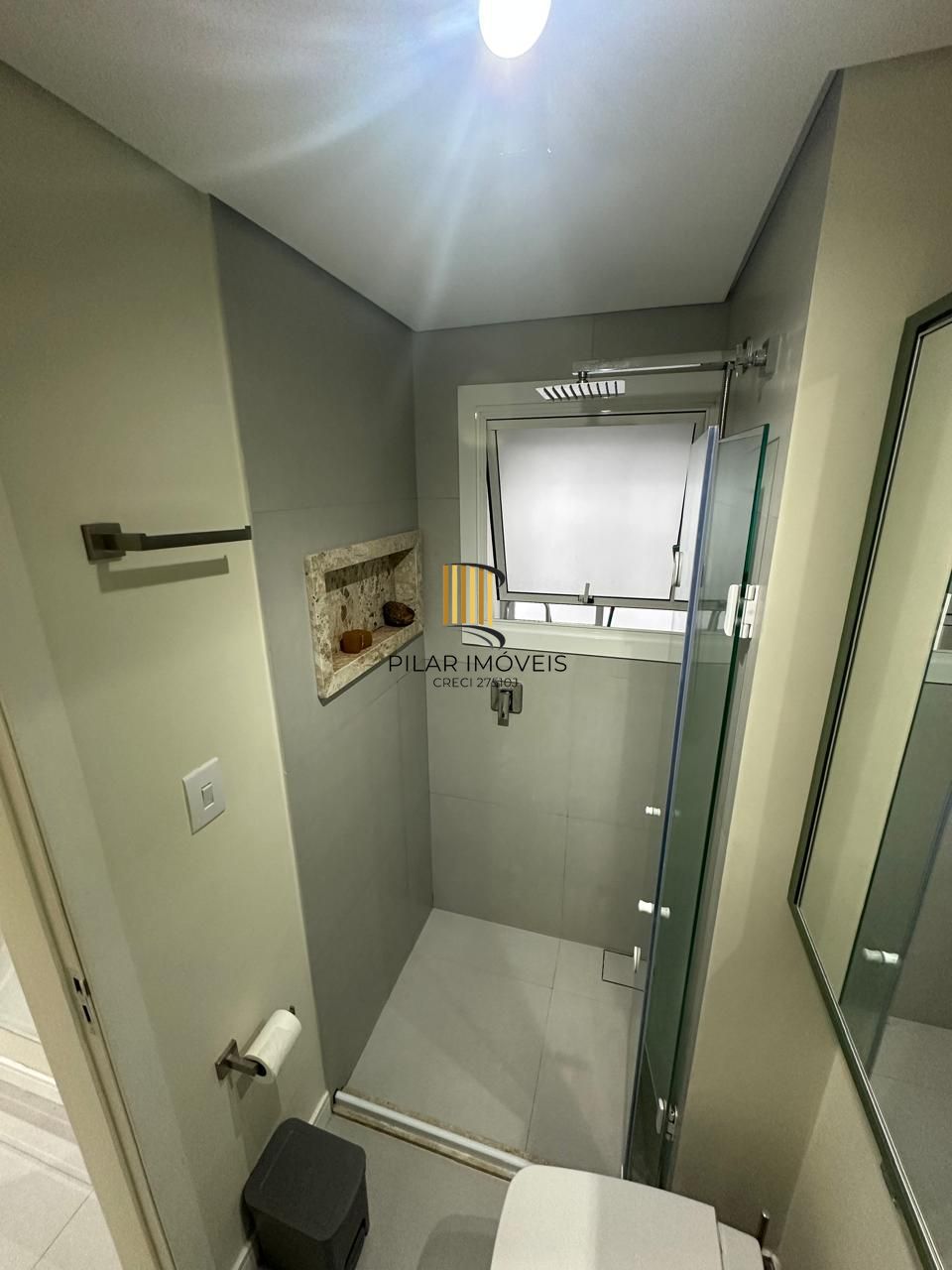 APTO 01 DORMITÓRIO TODO MOBILIADO REFORMADO, 01 VAGA DE GARAGEM