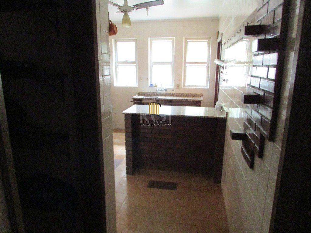 Casa Condominio para Venda - 200m², 3 dormitórios, sendo 1 suites, 4 vagas - São Lucas