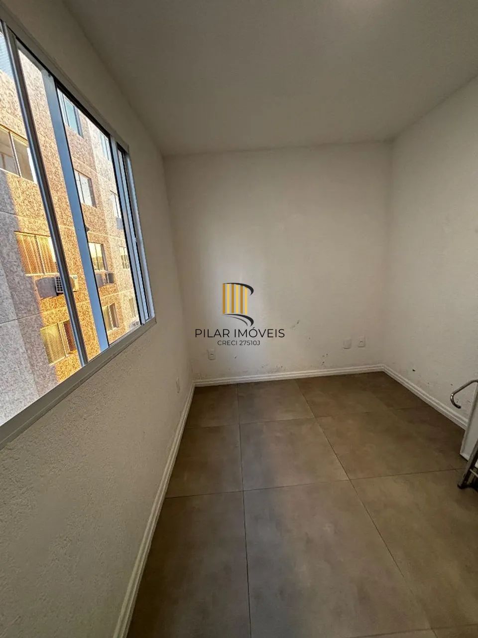 Apartamento 2 dormitórios no bairro Rubem Berta
