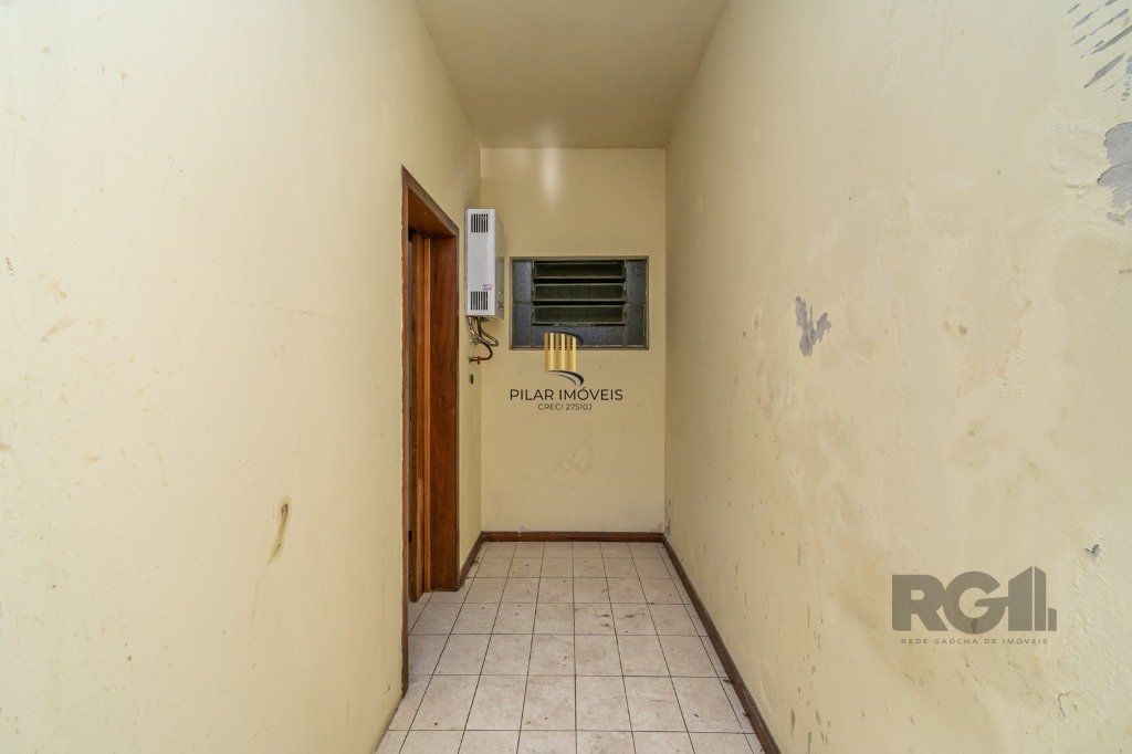 Casa no Sarandi de 2 dormitórios e 2 vagas