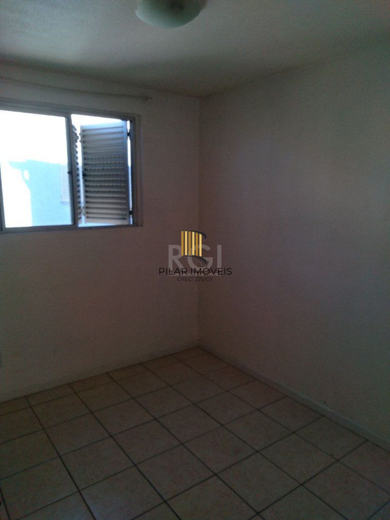 Apartamento para Venda - 38m², 2 dormitórios, 1 vaga - Rubem Berta