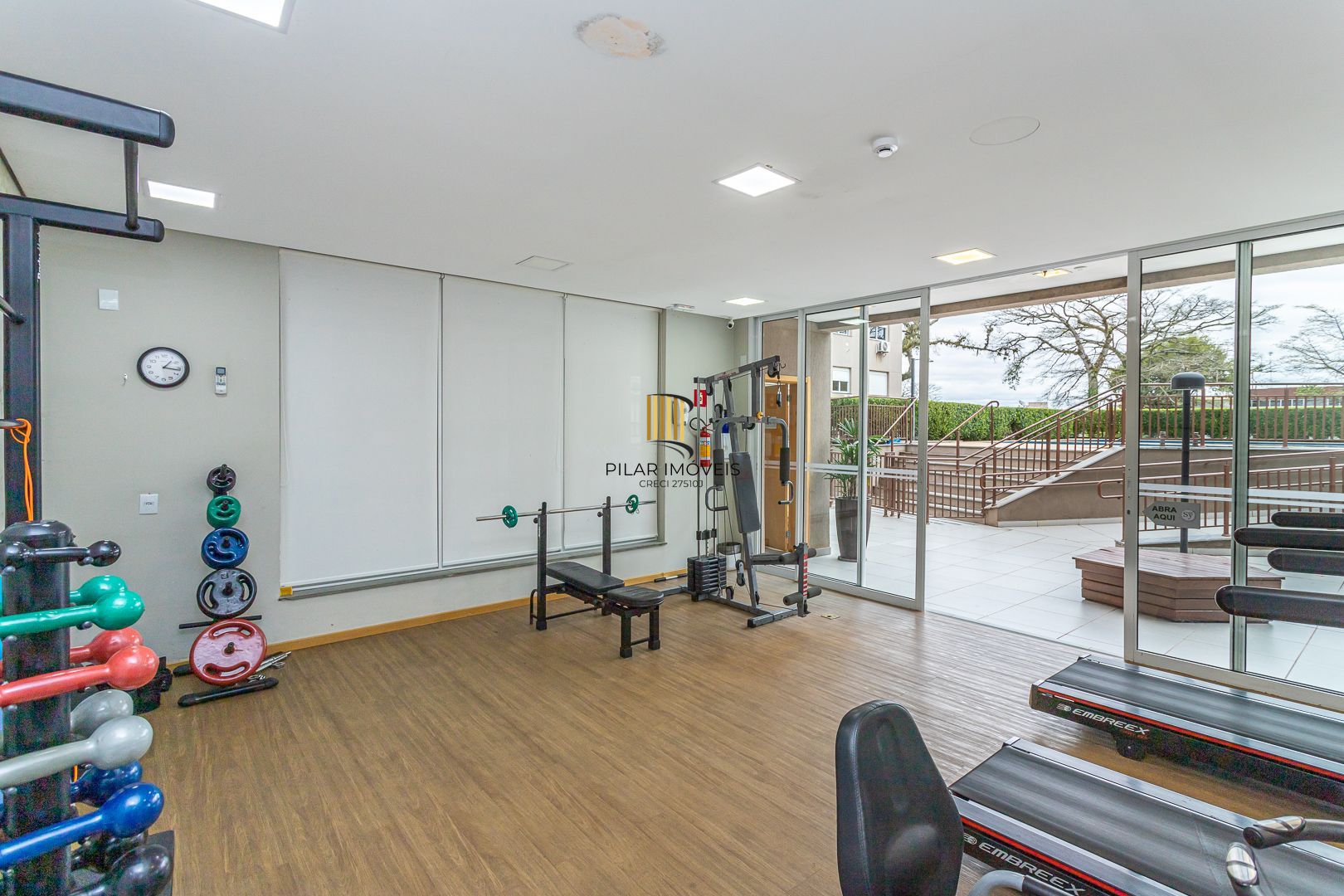 Apartamento no bairro Teresópolis de 2 dormitórios vaga e infra