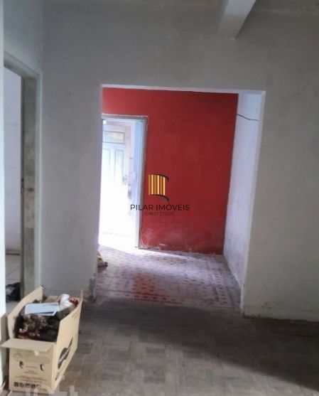 Apartamento no Centro térreo de 2 dormitórios com pátio