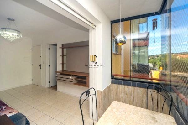 Apartamento de 2 dormitórios SEMI MOBILIADO / DESOCUPADO