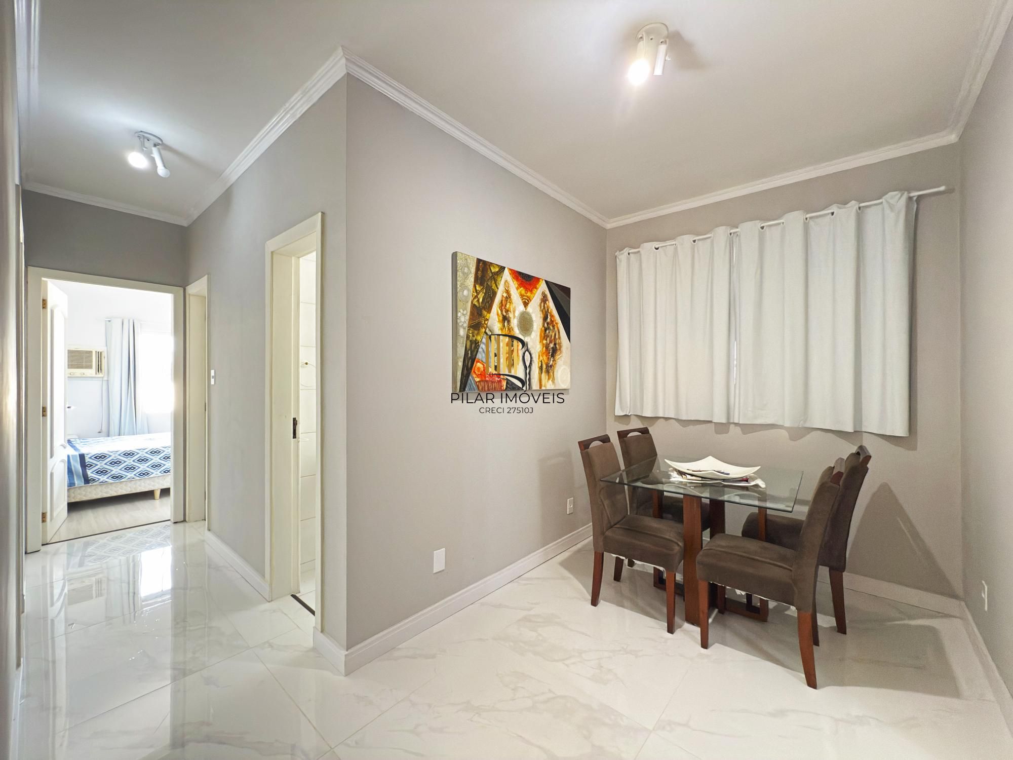 Casa 3 dormitórios no bairro Medianeira