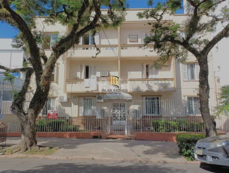 Apartamento para Venda  3 dormitórios, Menino Deus térreo com pátio
