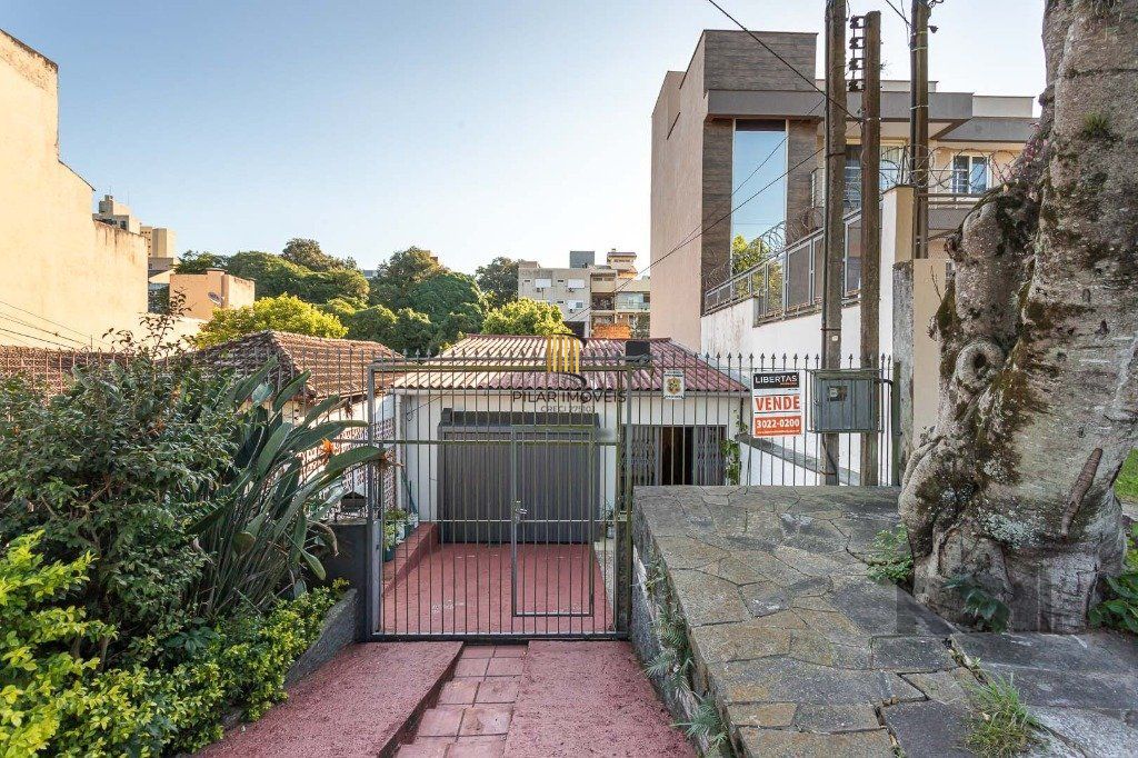 Casa sobrado no Jardim do Salso de 3 dormitórios