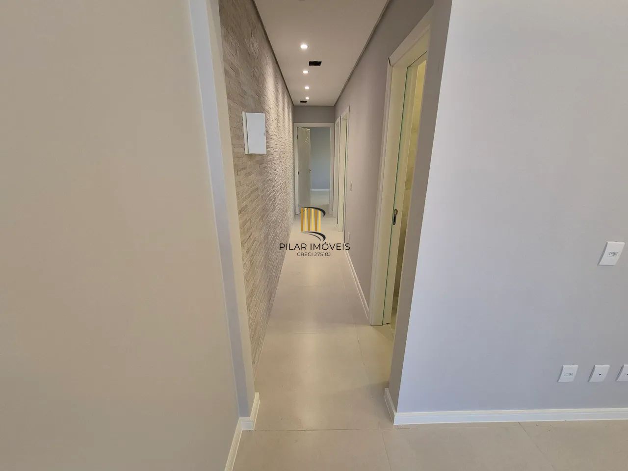 Casa 3 dormitórios no bairro Parque Ipiranga