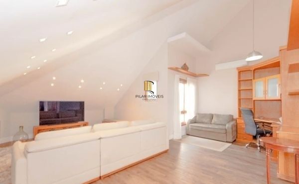 Cobertura duplex no Jardim Sabará de 3 dormitórios e 2 vagas e infra