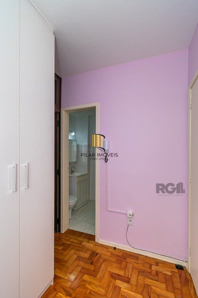 Apartamento JK no Centro Desocupado MOBILIADO