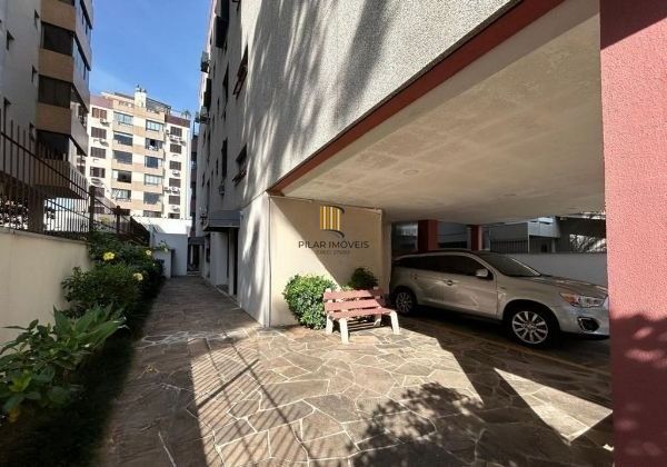 Cobertura no Jardim Botânico de 2 dormitórios e vaga semi mobiliada