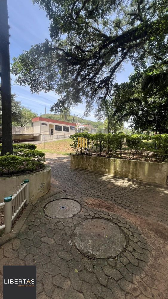 Apartamento na Glória de 2 dormitórios e vaga