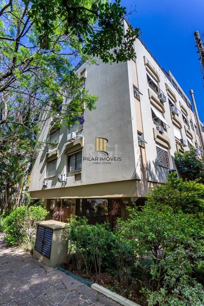 Apartamento no bairro Mont Serrat de 3 dormitórios e vaga Desocupado