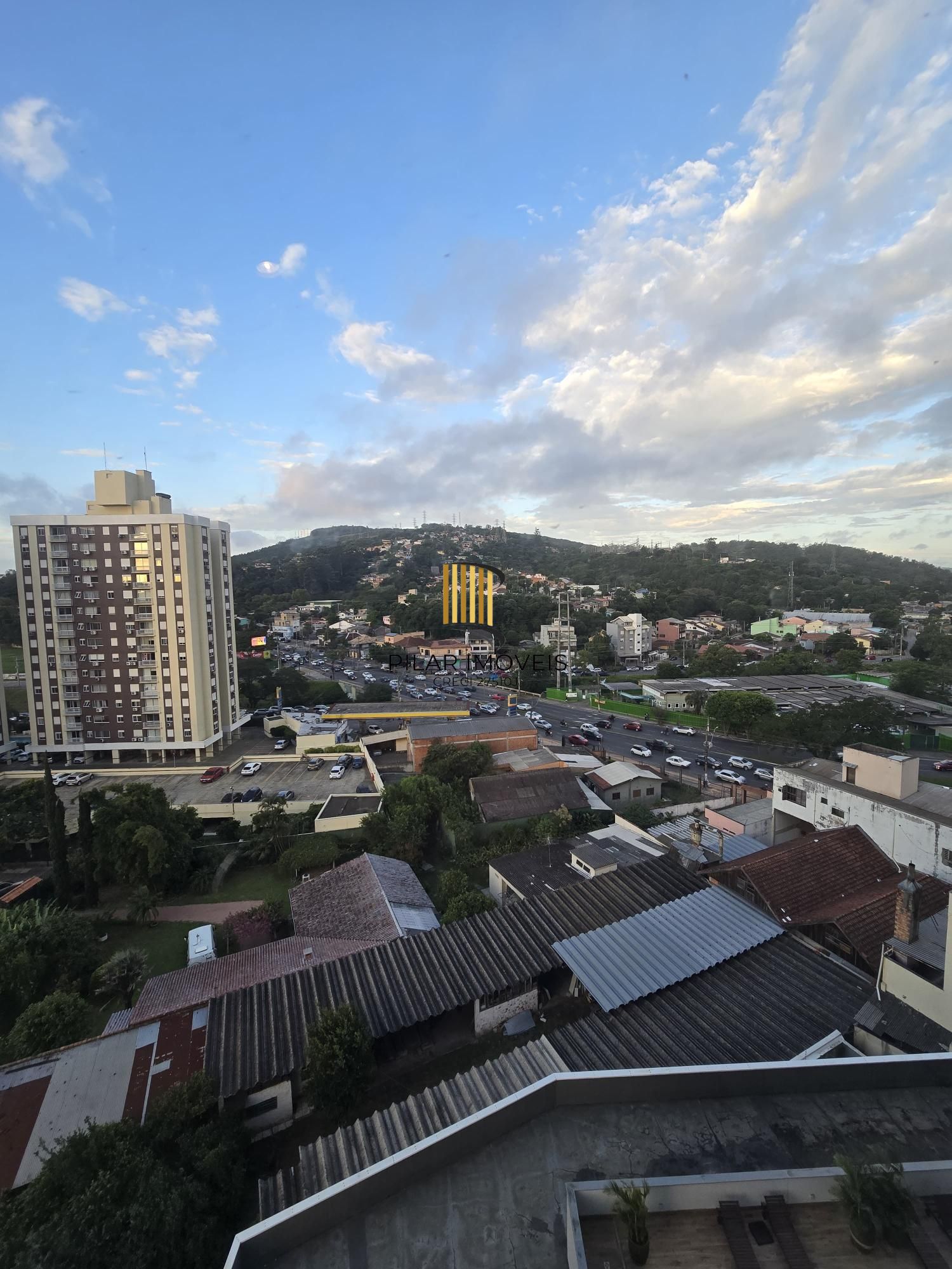 Apartamento no Pertenon de 2 dormitórios vaga e infra