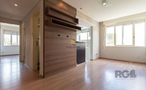 Apartamento de 2 dormitórios e vaga Desocupado