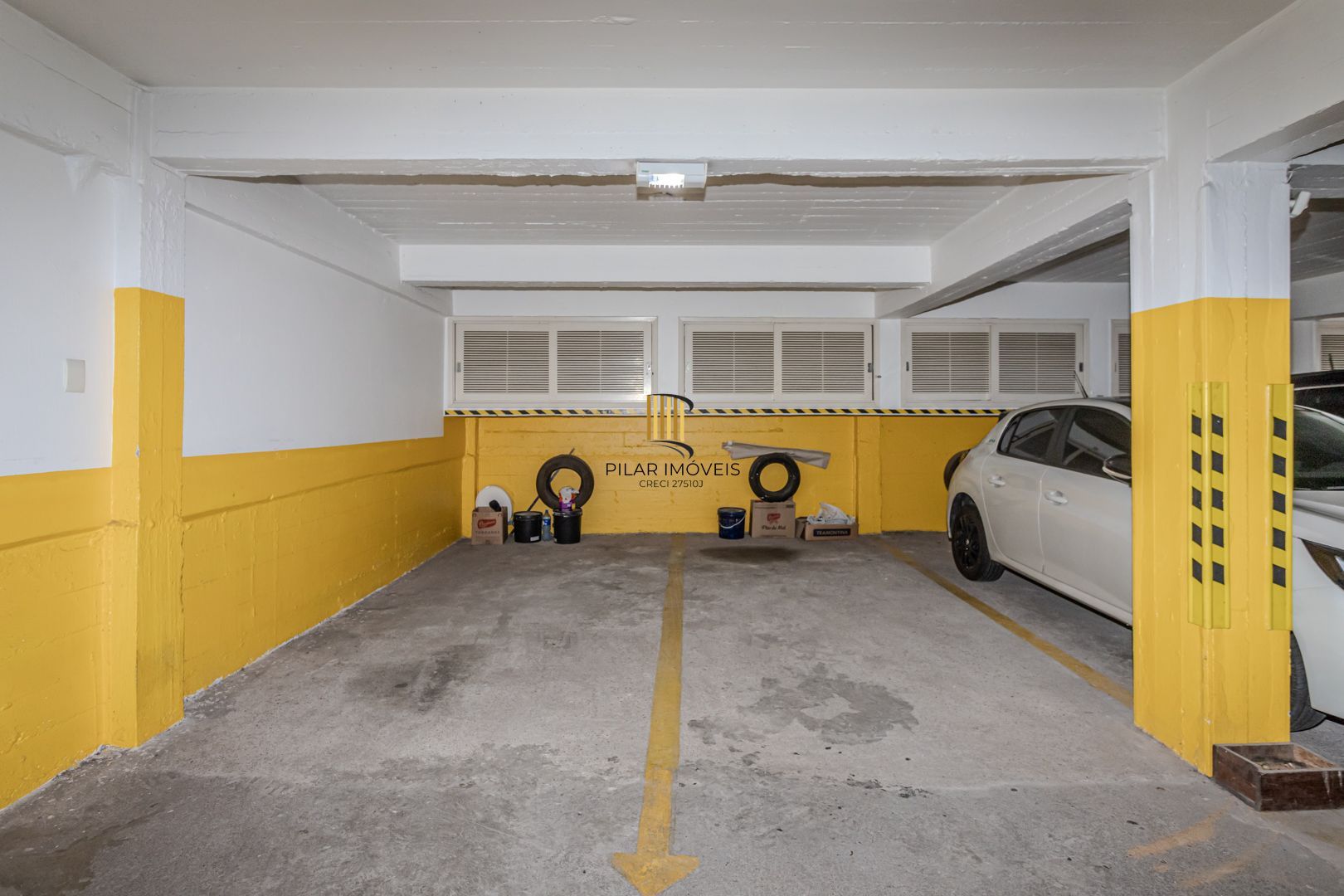 oportunidade, 217m² privativos, 2 vagas e depósito. Apenas R$ 880 mil