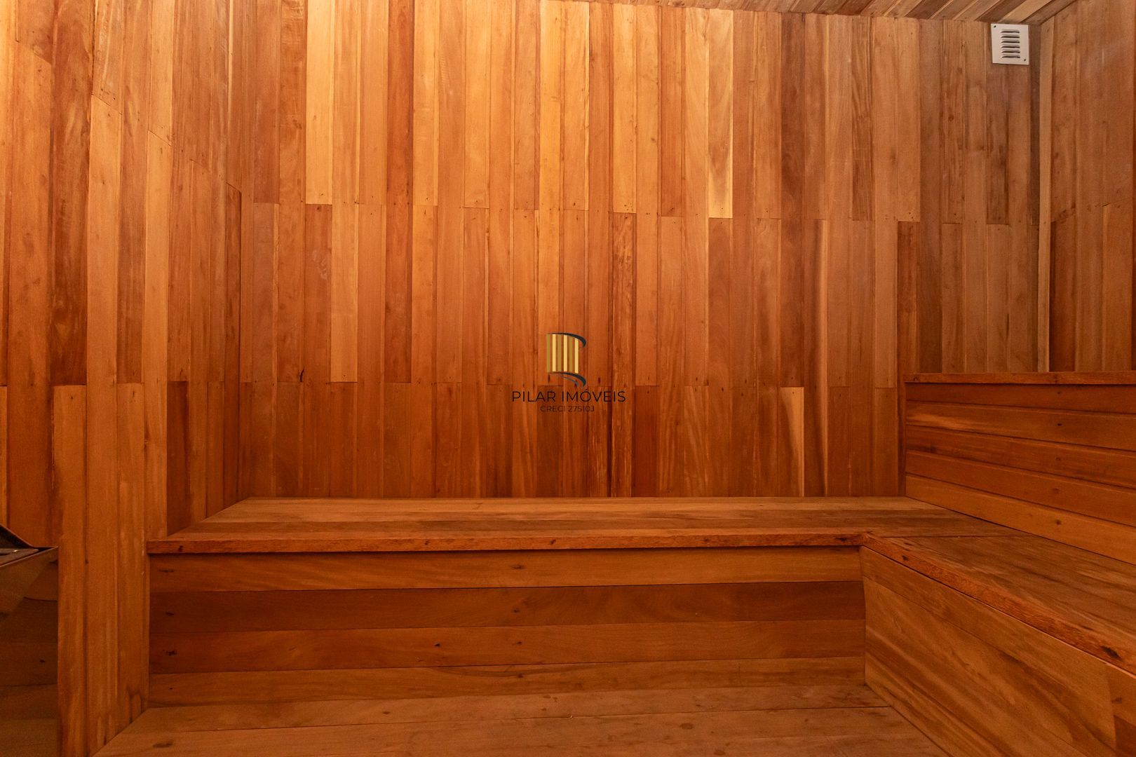 Apartamento no bairro Mont Serrat de 2 suítes e 2 vagas DESOCUPADO