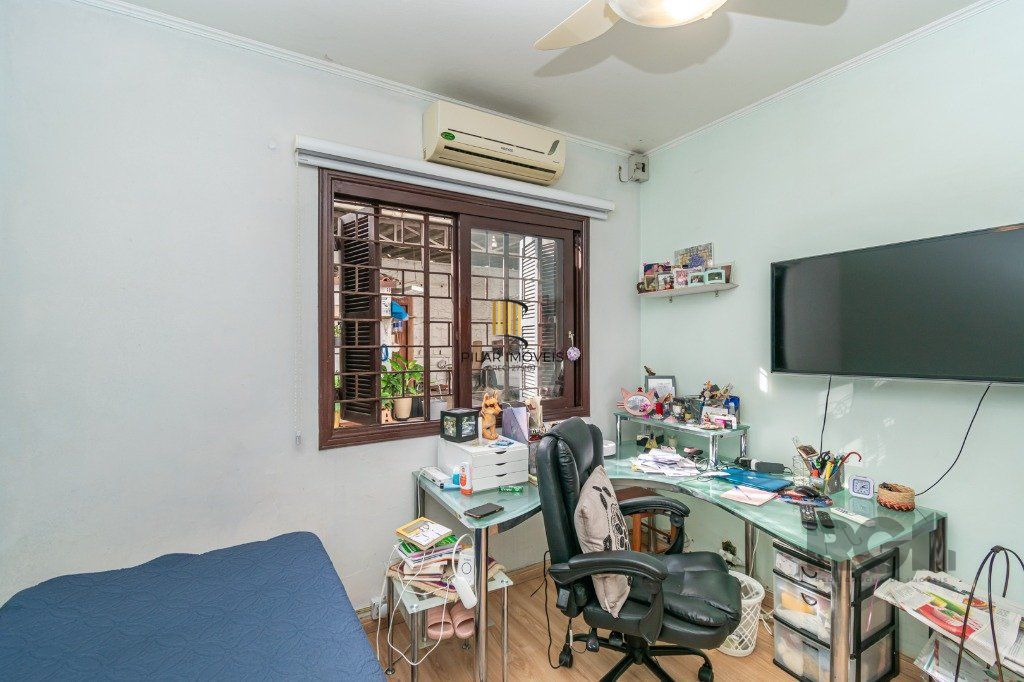 Sobrado de 4 dormitórios no Moinhos de Vento