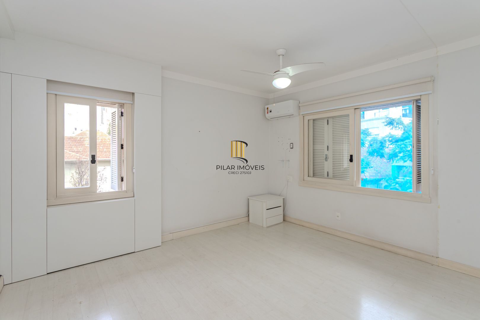 Apartamento no Moinhos de Vento de 3 dormitórios e vaga DESOCUPADO