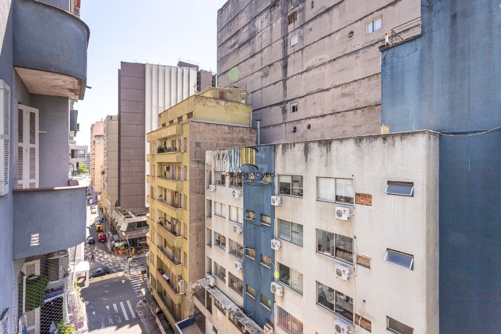 Apartamento 2 dormitórios no bairro Centro Histórico