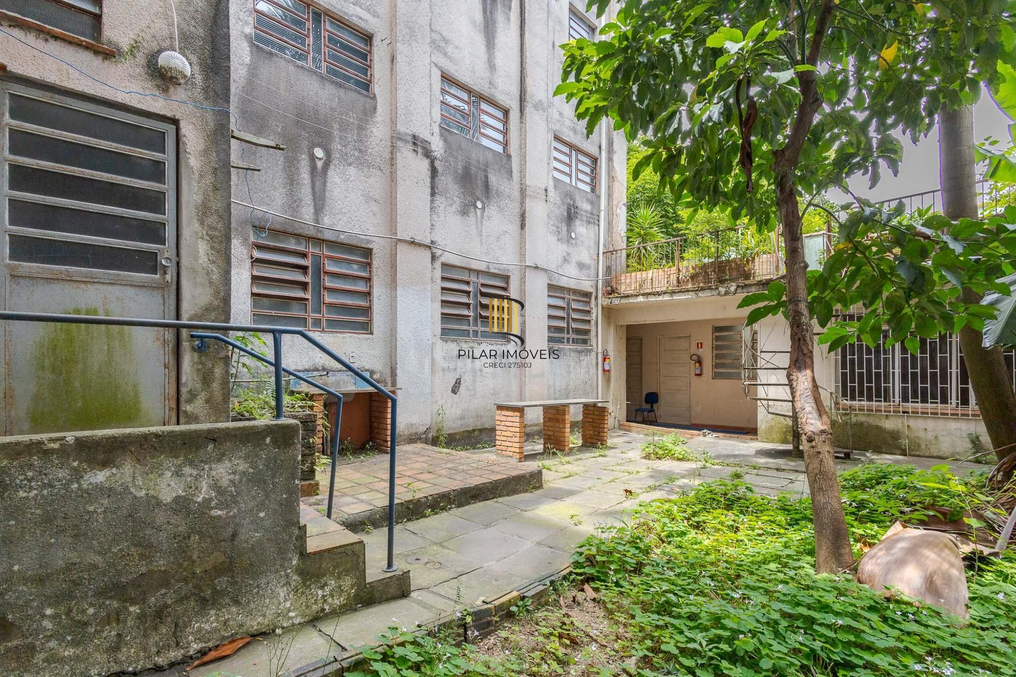 Prédio Comercial no bairro Rio Branco com 912m²