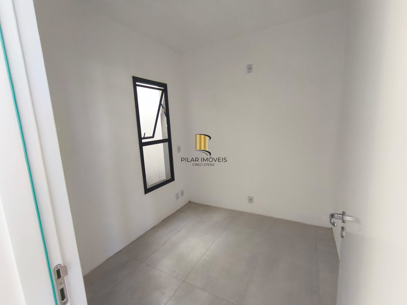 Casa 3 dormitórios no bairro Parque dos Anjos