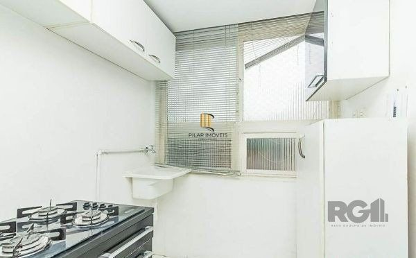 Apartamento de 2 dormitórios e vaga Desocupado