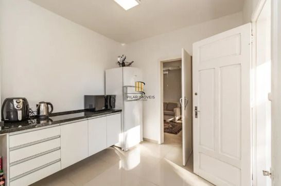Casa 4 dormitórios no bairro Petrópolis