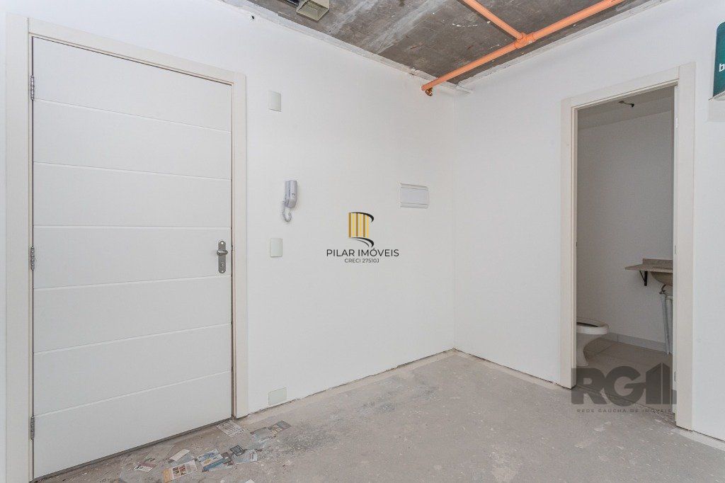 Conjunto / Sala para Venda no DOC OFFICE DESOCUPADA