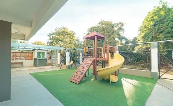 Apartamento na Cavalhada de 2 dormitórios e vaga