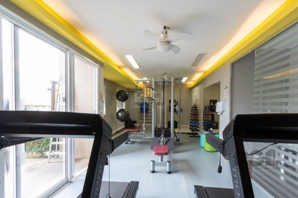 Apartamento no Humaitá de 2 dormitórios, infra e vaga