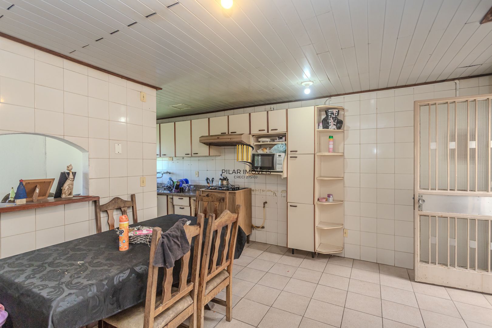 Casa 4 dormitórios no bairro Rubem Berta