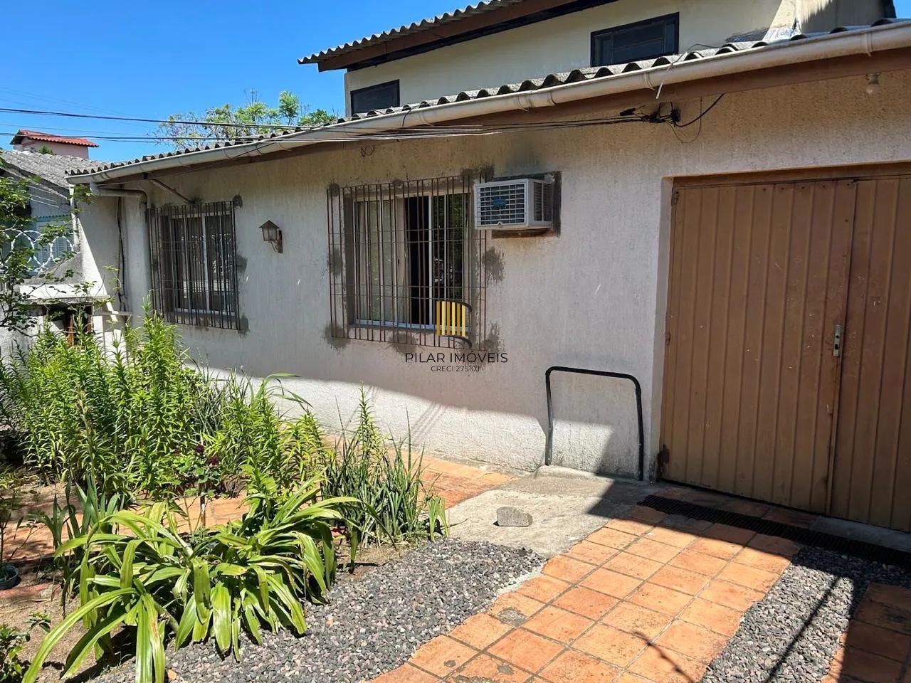 Casa 2 dormitórios no bairro Nonoai