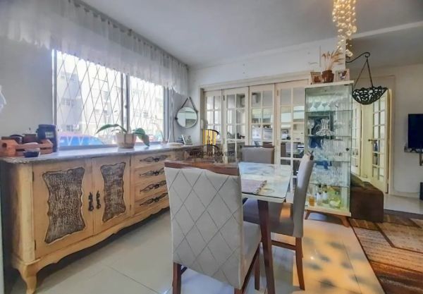 Apartamento no bairro Santo Antônio de 2 dormitórios e *vaga
