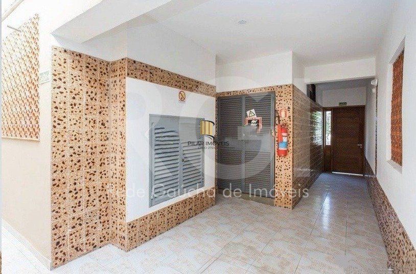 Apartamento no Jardim Botânico de 3 dormitórios e dependência