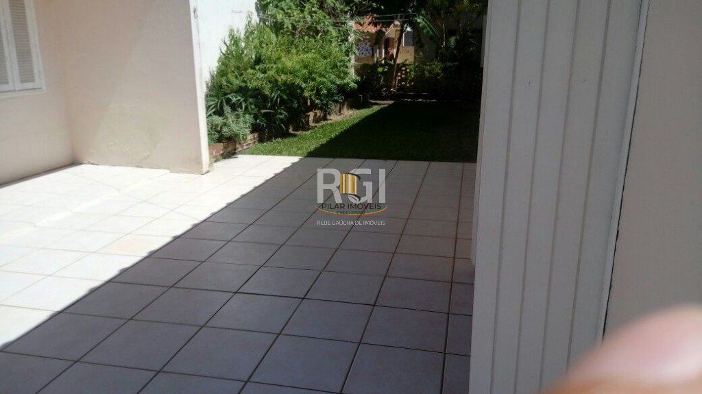 Casa 3 dormitórios no bairro Atlântida Sul